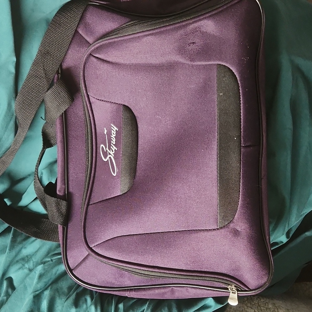 Skyway Crossbody Bag Tote Purple 16 x 12 EUC